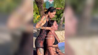 Softlikefuego Hot Slut Gets Massaged While Wearing Bikini Video