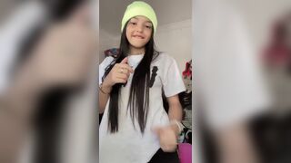 Naughty Teen Babe Sexy Tiktok Dance Video
