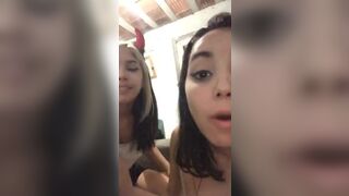 Sexy two brazilians on periscope shaking ass and teasing their nipples