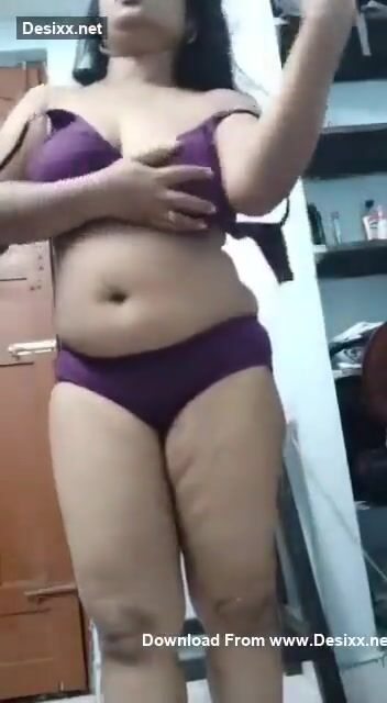 Didi showed thick butts, juicy pussy and boobs by taking off purple bra  panty Indian Video