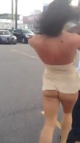 WWE Wrestler Karlee Perez fighting Naked on the Street Video Leaked -  ViralPornhub.com